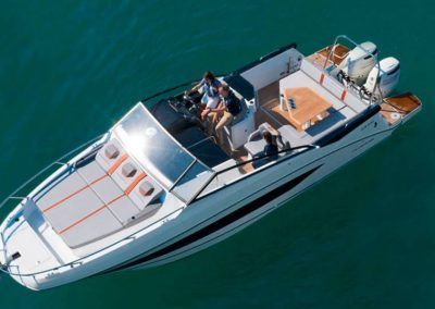 beneteau-flyer-10-42837020220266654949685255554568x